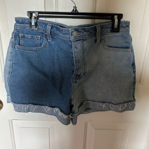 Hollister Two Tone High Rise Jean Shorts